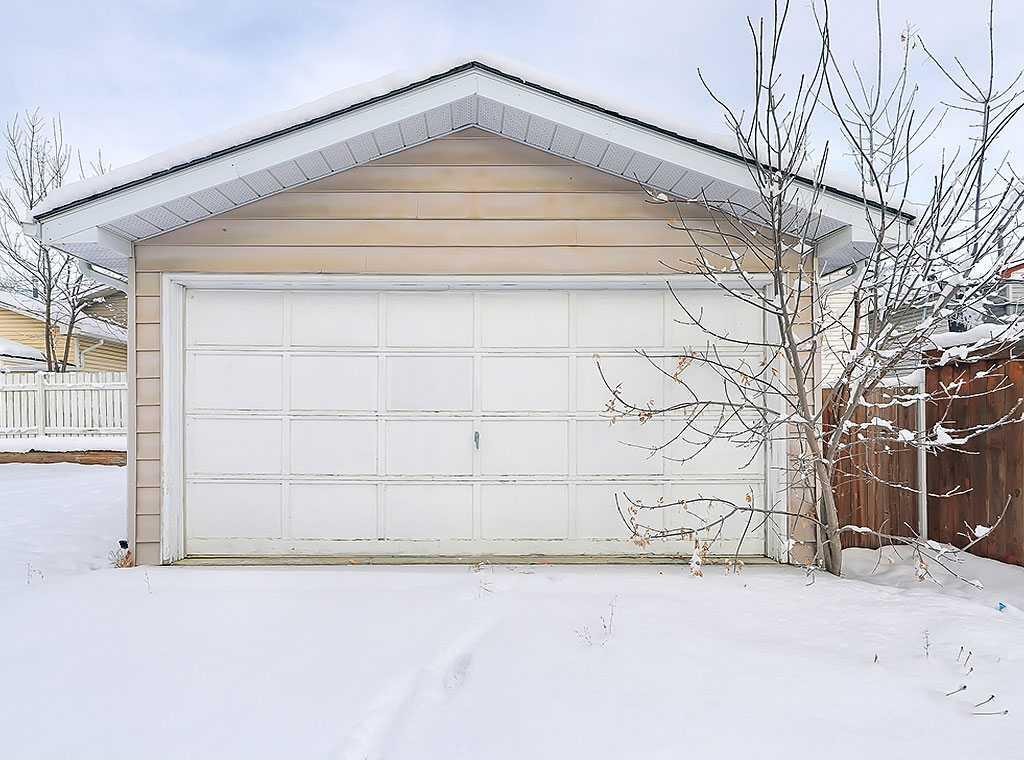 32 Sheppard Road Sw, High River, AB - Outdoor