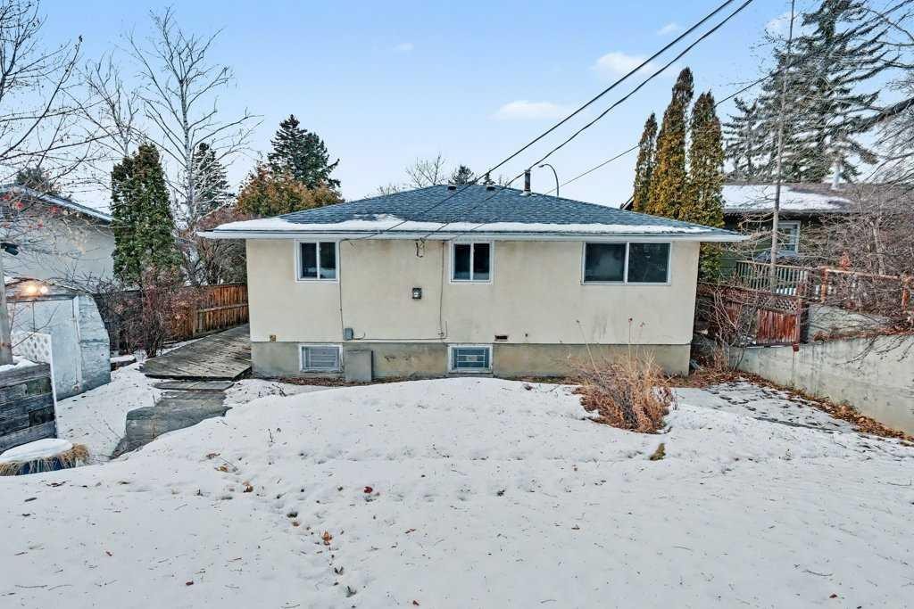 200 Van Horne Crescent Ne, Calgary, AB - Outdoor