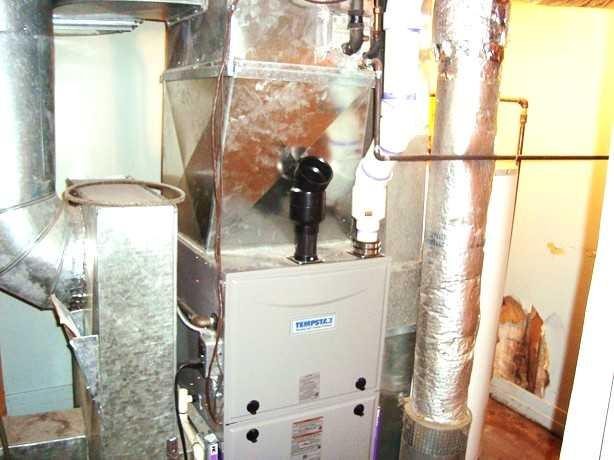 319 Main Street, Trochu, AB