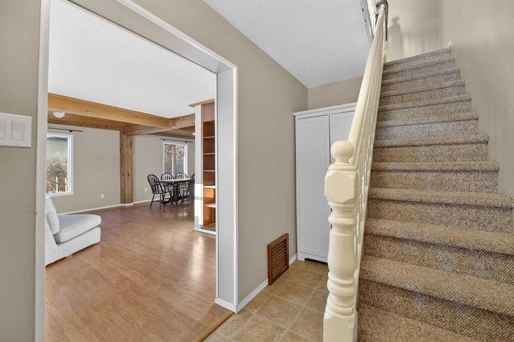 4806 49 Street, Olds, AB - Indoor Photo Showing Other Room