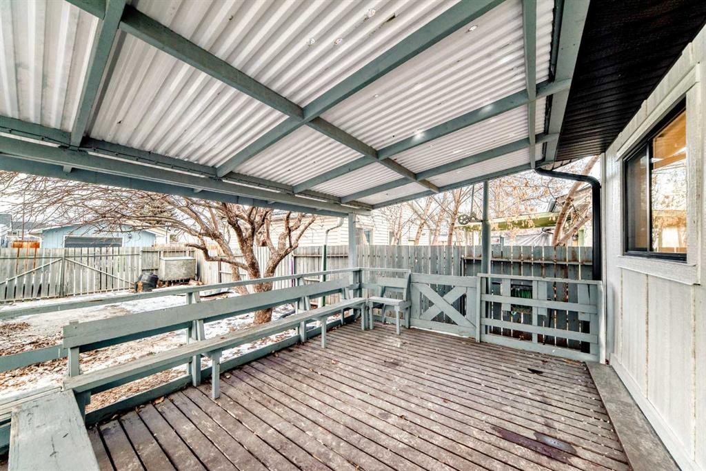 6791 Malvern Road Ne, Calgary, AB - With Exterior