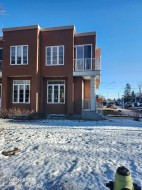 3680 26 Avenue SW Calgary, AB T3E 0N7