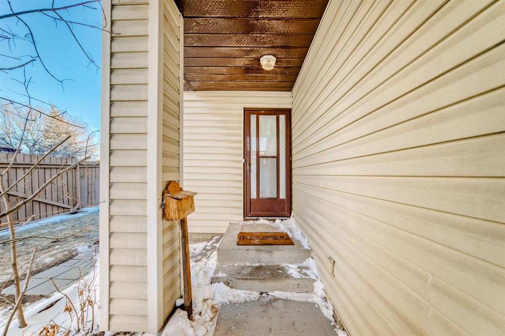 100 Beddington Circle Ne, Calgary, AB - Outdoor With Exterior