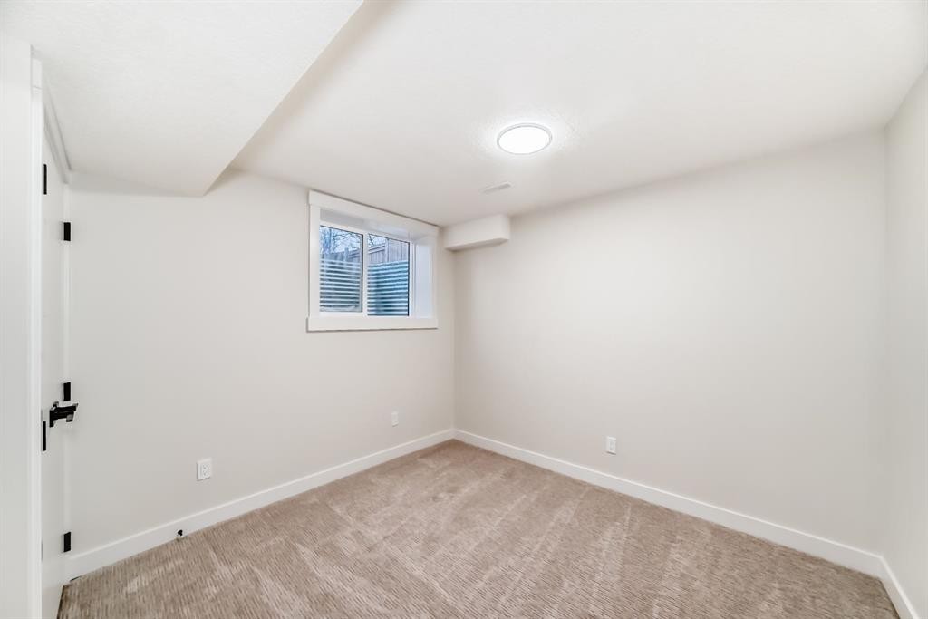 100 Beddington Circle Ne, Calgary, AB - Indoor Photo Showing Other Room