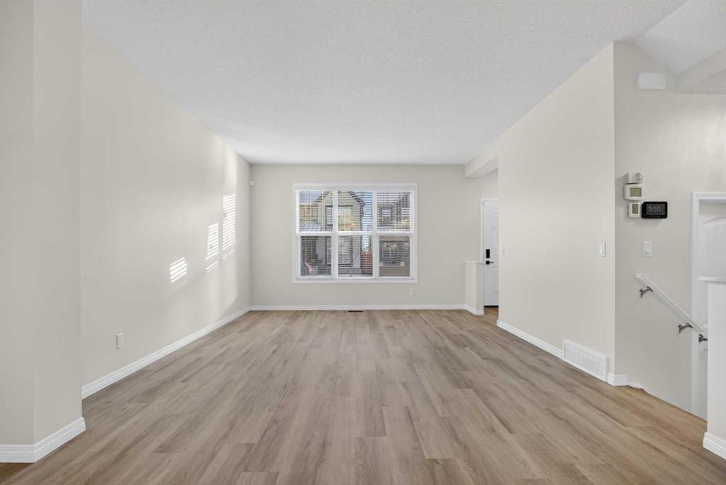 104 Masters Link Se, Calgary, AB - Indoor