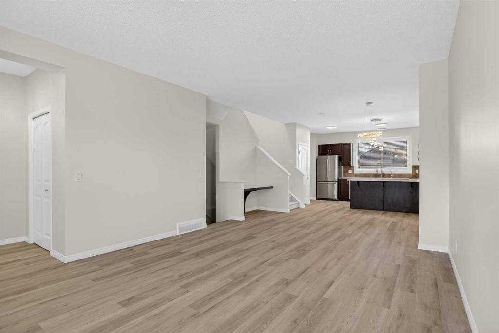 104 Masters Link Se, Calgary, AB - Indoor Photo Showing Other Room