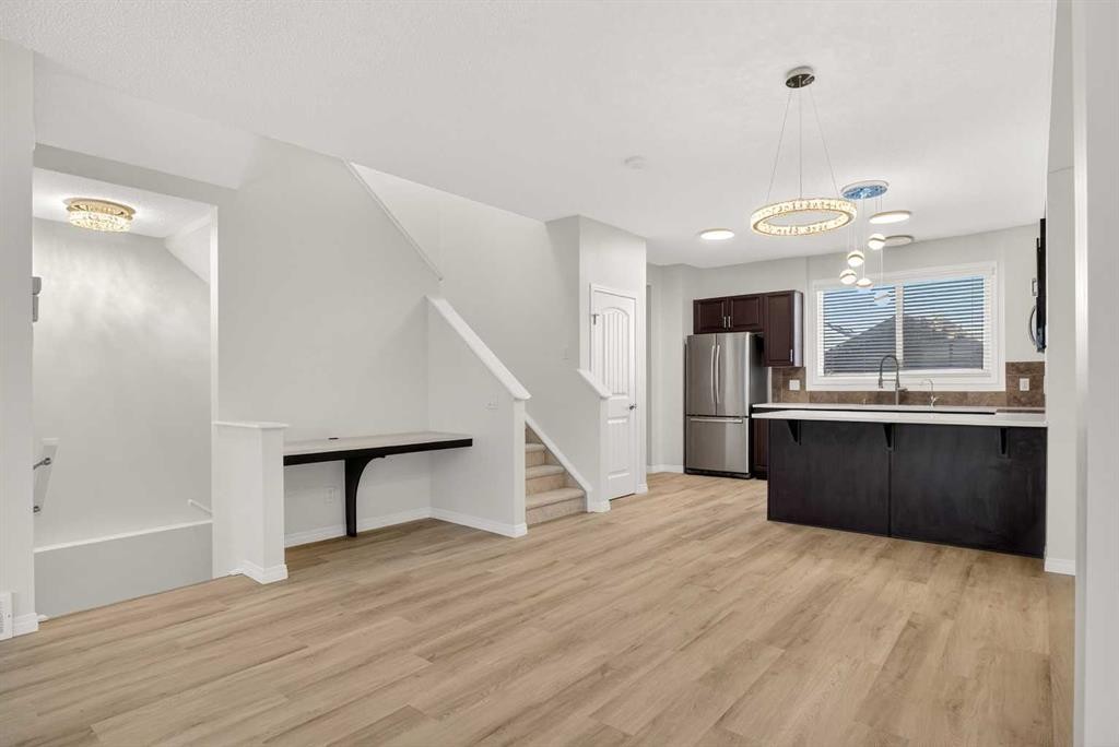 104 Masters Link Se, Calgary, AB - Indoor Photo Showing Kitchen