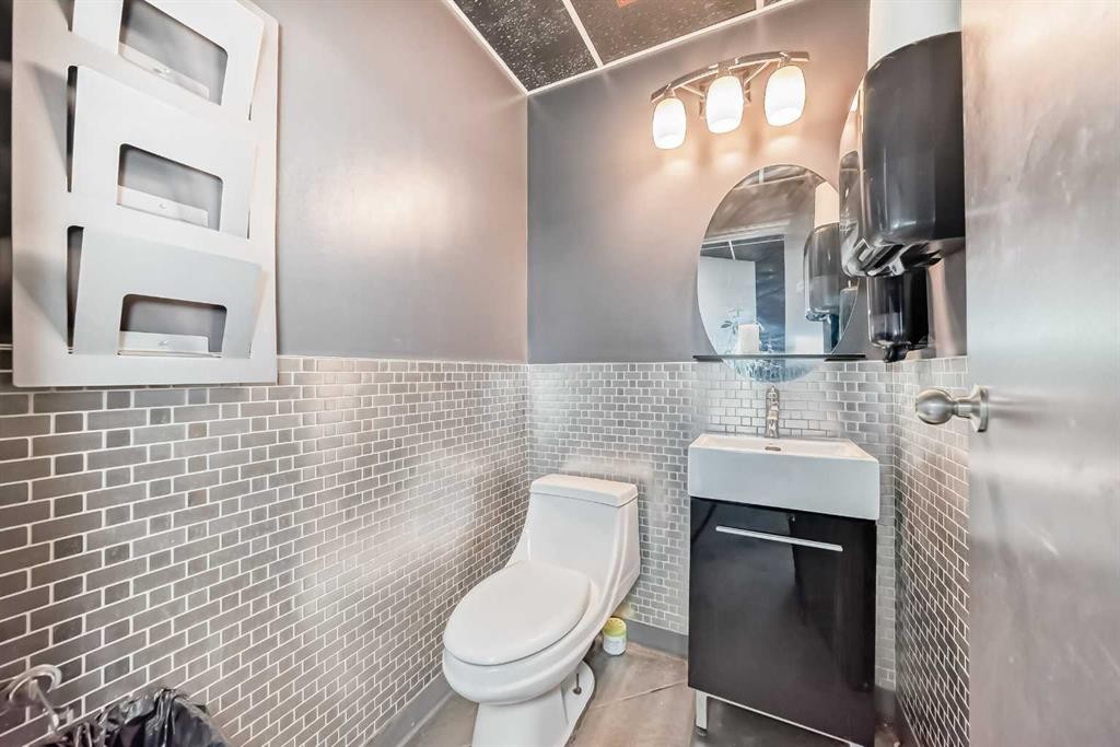 3505 32 Street Ne, Calgary, AB