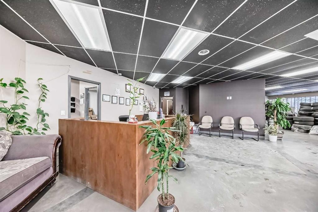 3505 32 Street Ne, Calgary, AB