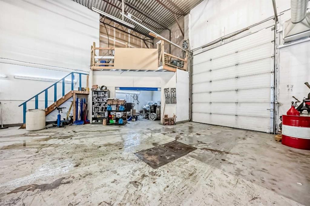 3505 32 Street Ne, Calgary, AB