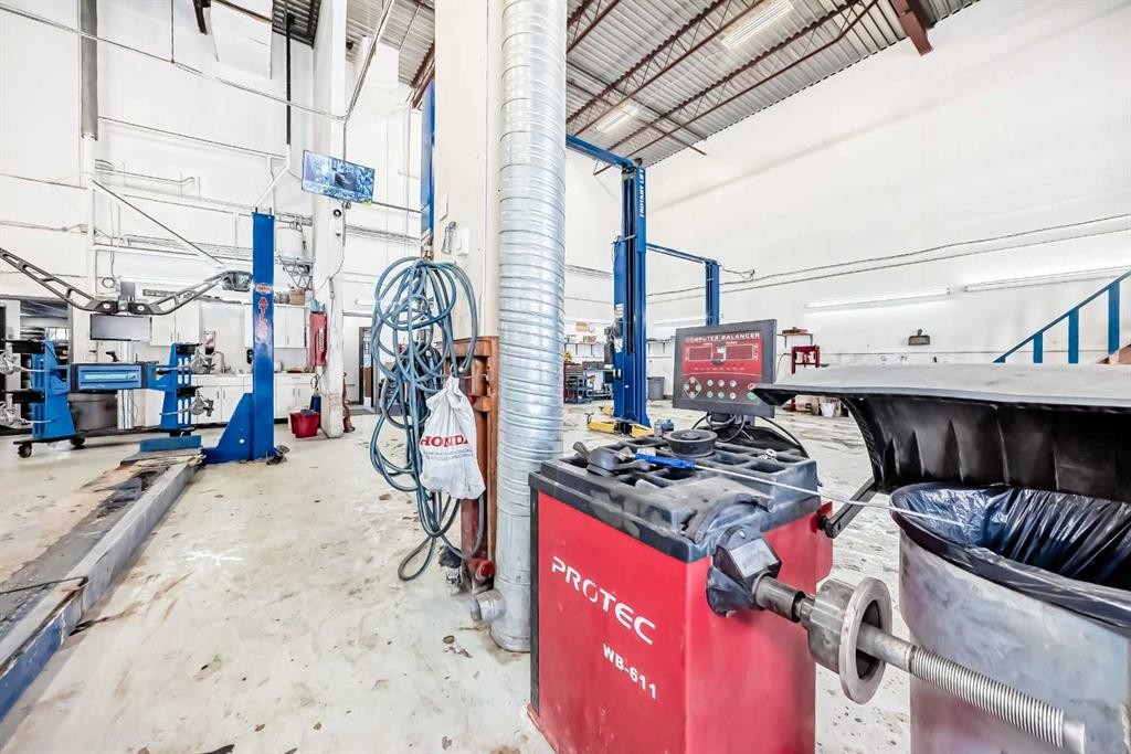 3505 32 Street Ne, Calgary, AB