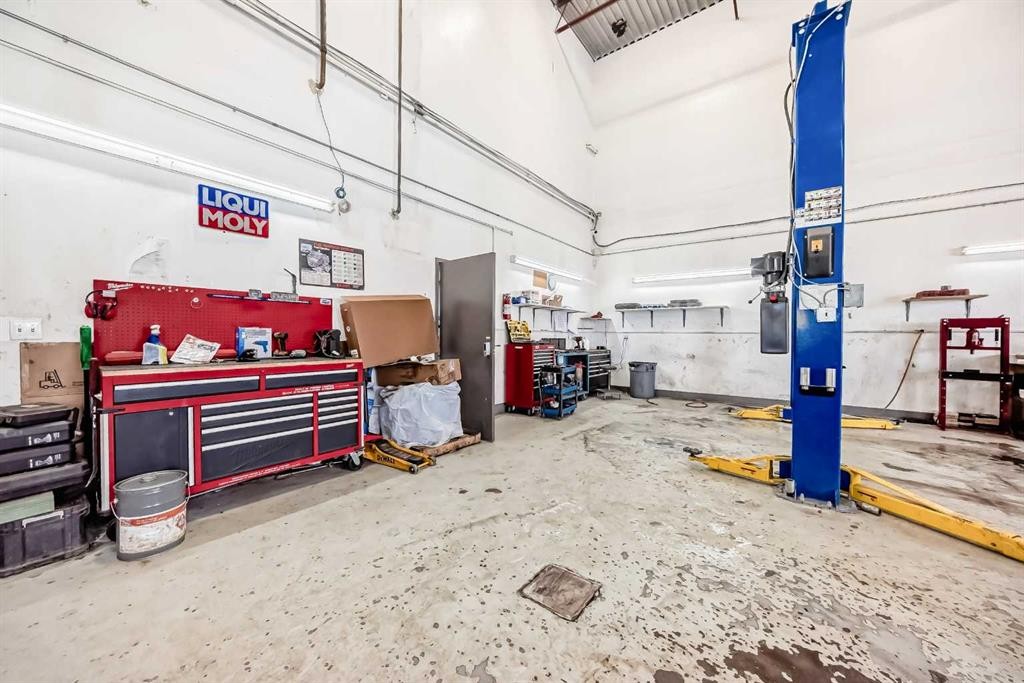 3505 32 Street Ne, Calgary, AB