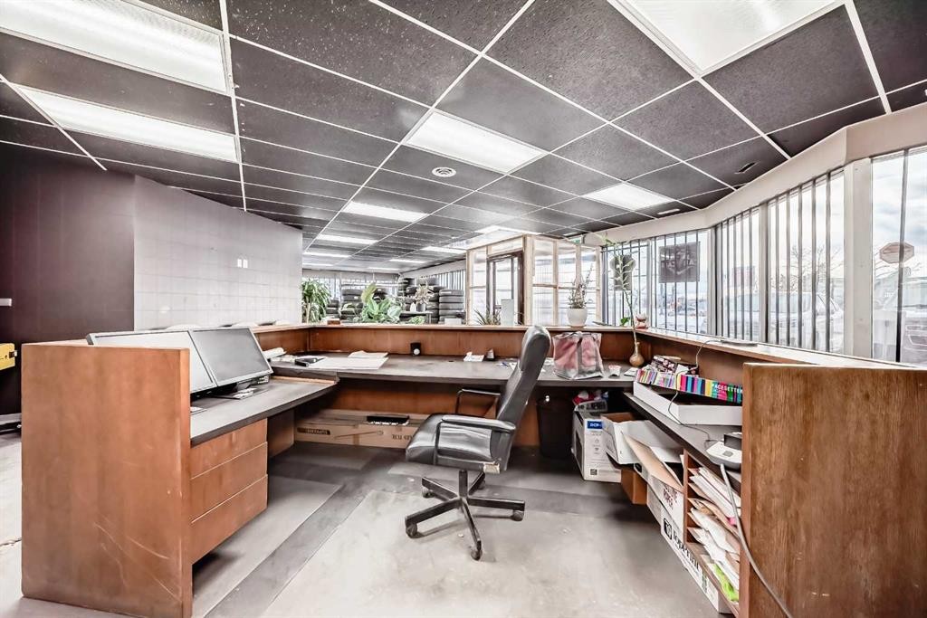 3505 32 Street Ne, Calgary, AB