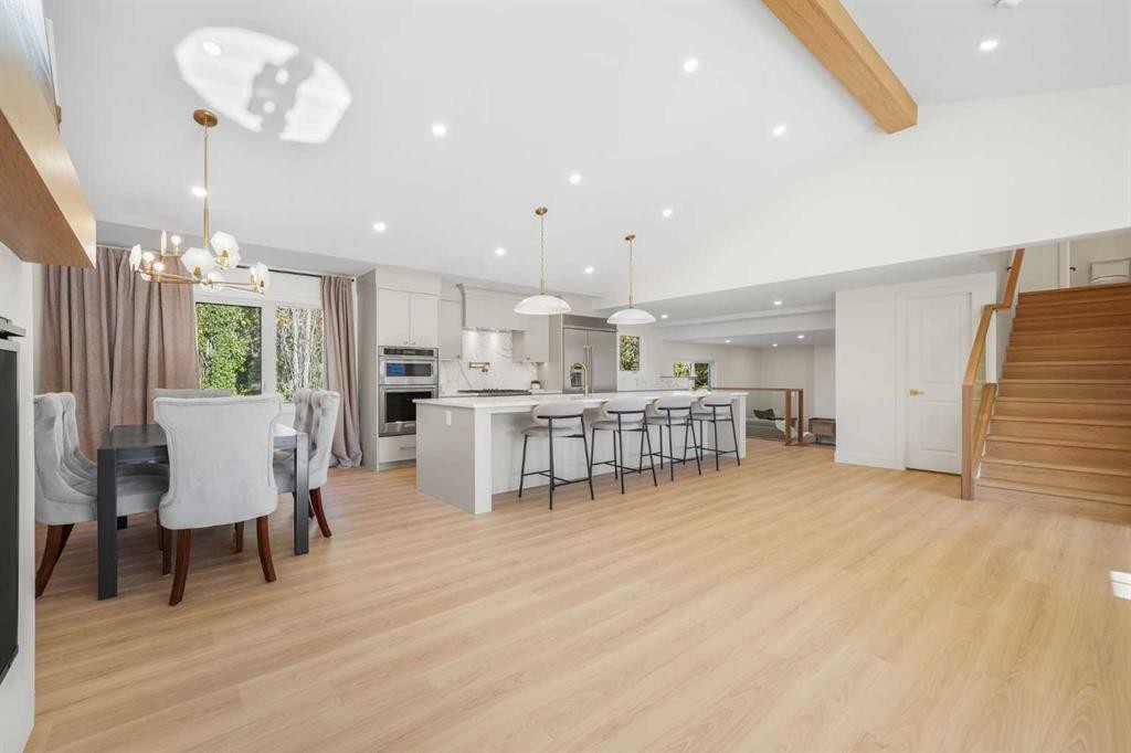 1016 Mapleglade Drive Se, Calgary, AB - Indoor