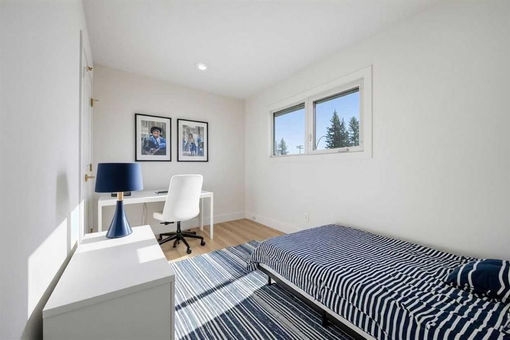 1016 Mapleglade Drive Se, Calgary, AB - Indoor Photo Showing Bedroom
