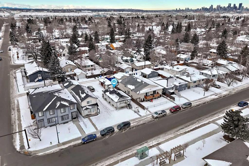 6639 19 Street Se, Calgary, AB - Outdoor With View