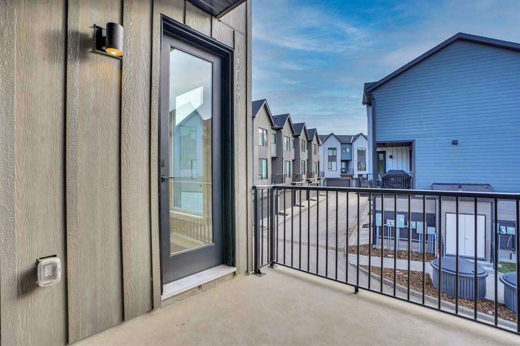 73 Sage Hill Heights Nw, Calgary, AB - Outdoor With Balcony With Exterior