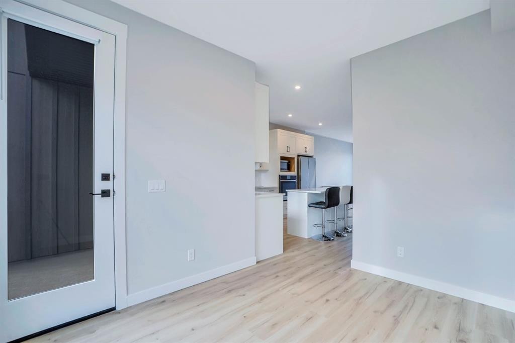 73 Sage Hill Heights Nw, Calgary, AB - Indoor Photo Showing Other Room