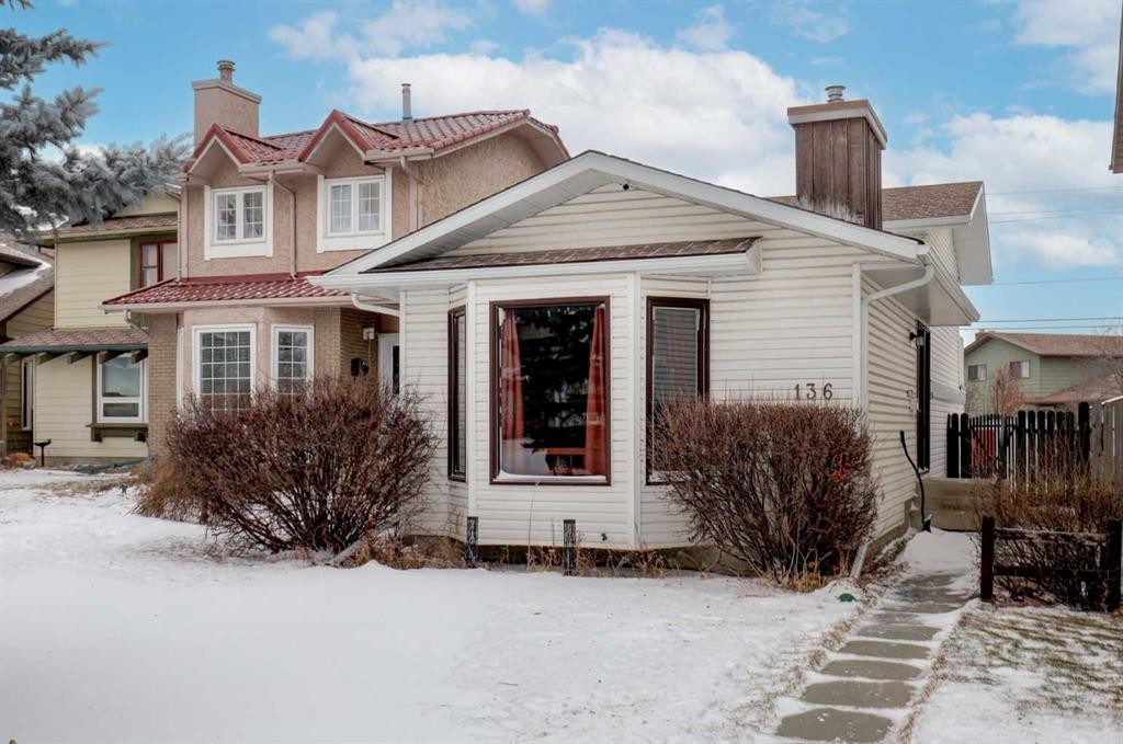 136 Templeby Place Ne, Calgary, AB - Outdoor