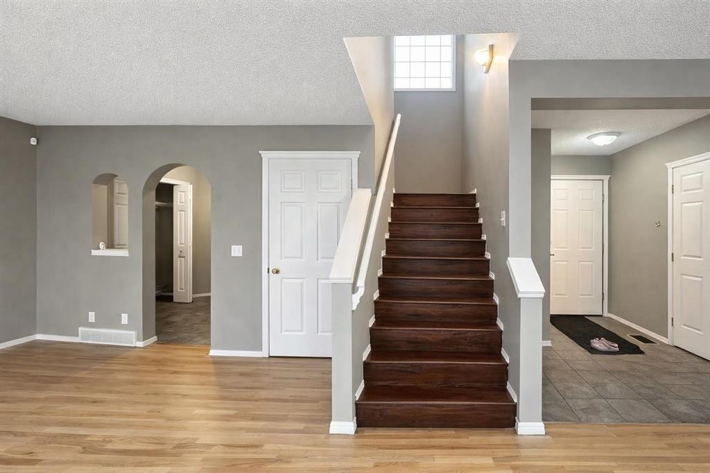 119 Country Hills Heights Nw, Calgary, AB - Indoor Photo Showing Other Room