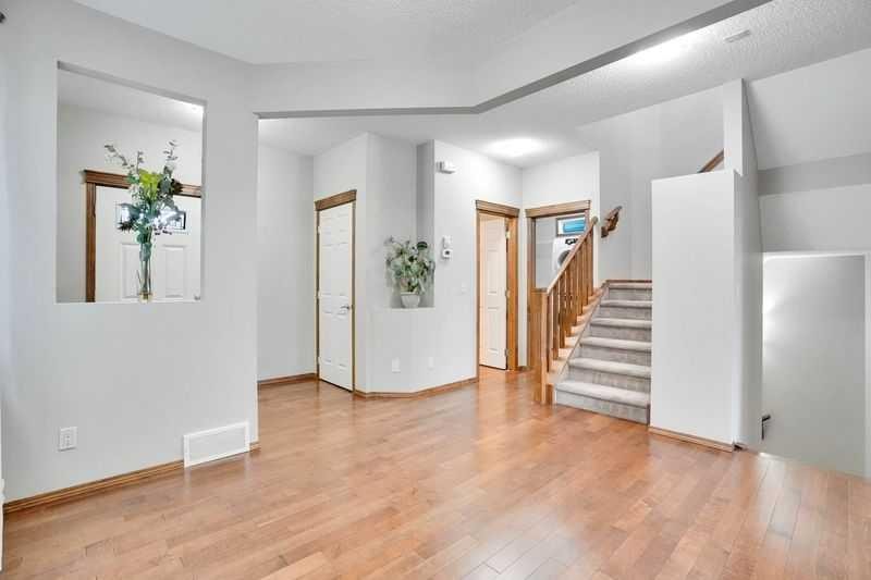 117 Walden Square Se, Calgary, AB - Indoor Photo Showing Other Room