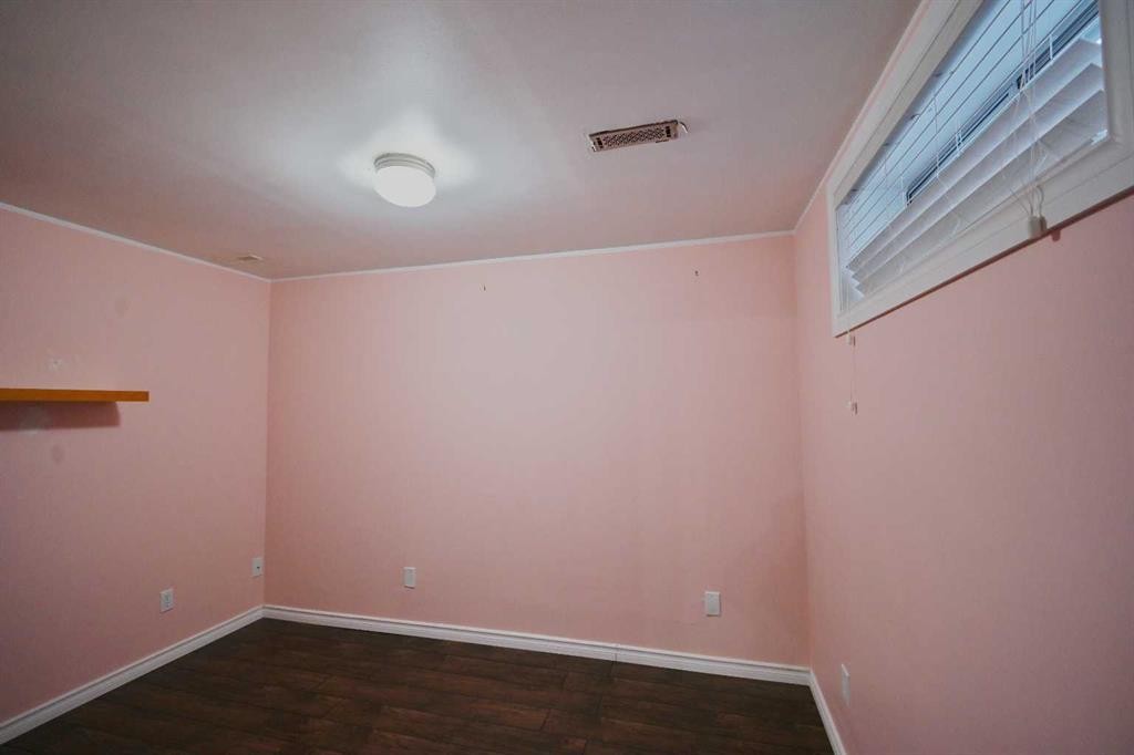 68 Covepark Close Ne, Calgary, AB - Indoor Photo Showing Other Room