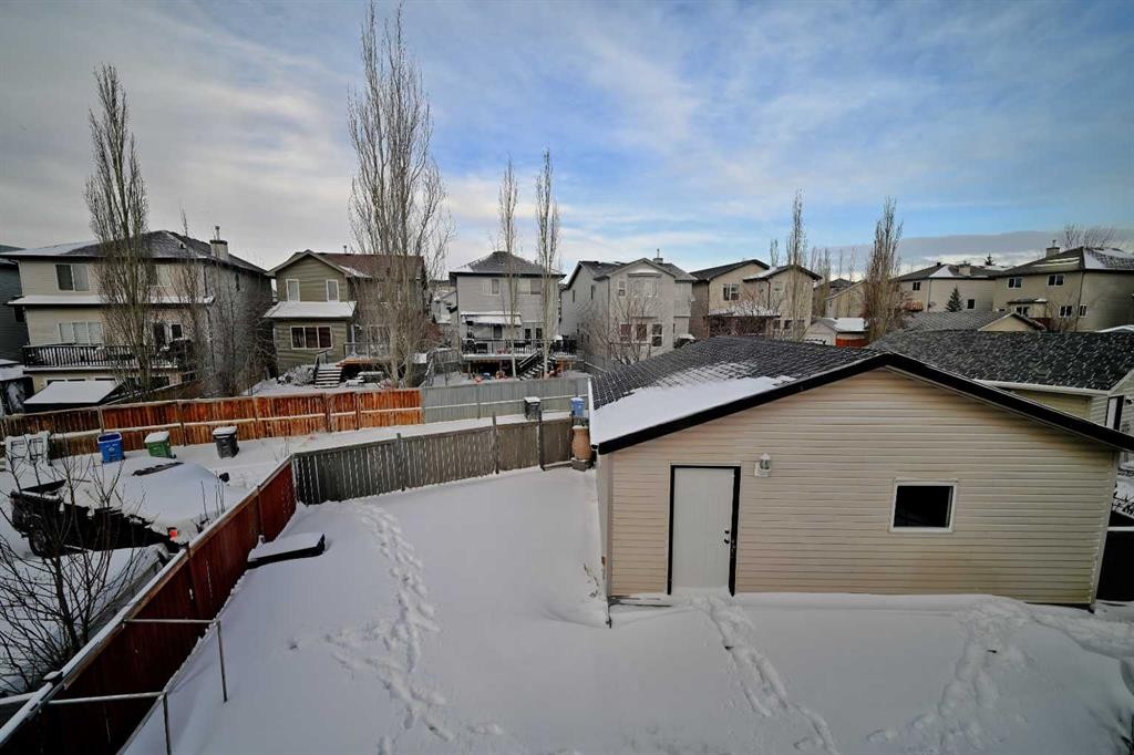 68 Covepark Close Ne, Calgary, AB - Outdoor