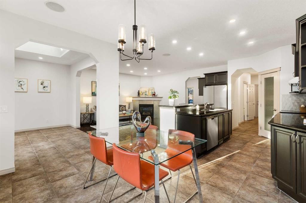 21 Panamount Row Nw, Calgary, AB - Indoor