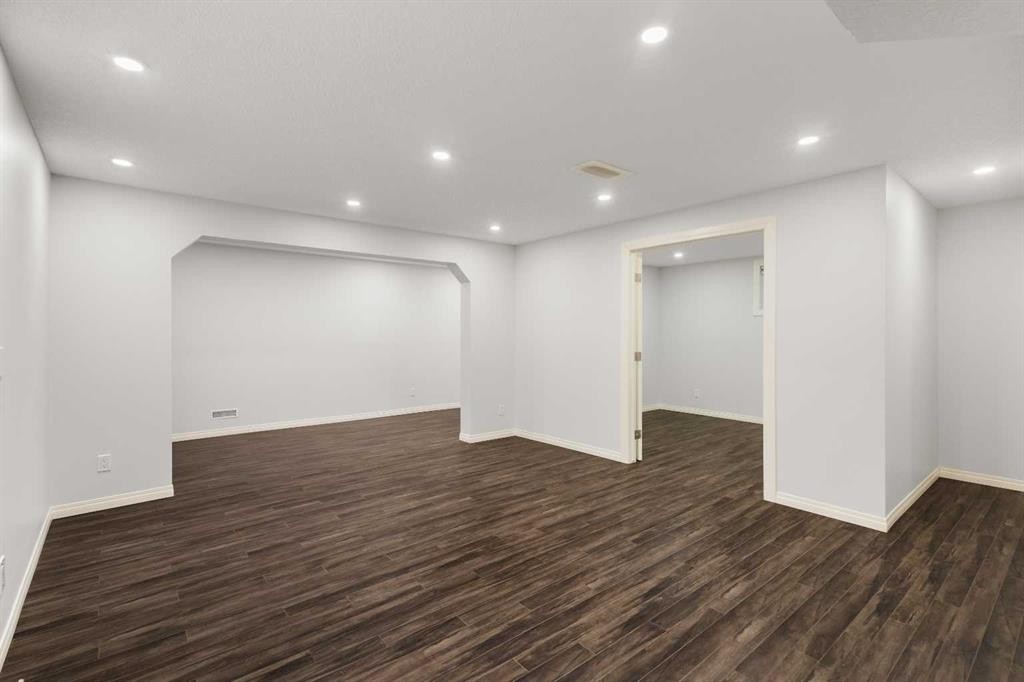 21 Panamount Row Nw, Calgary, AB - Indoor