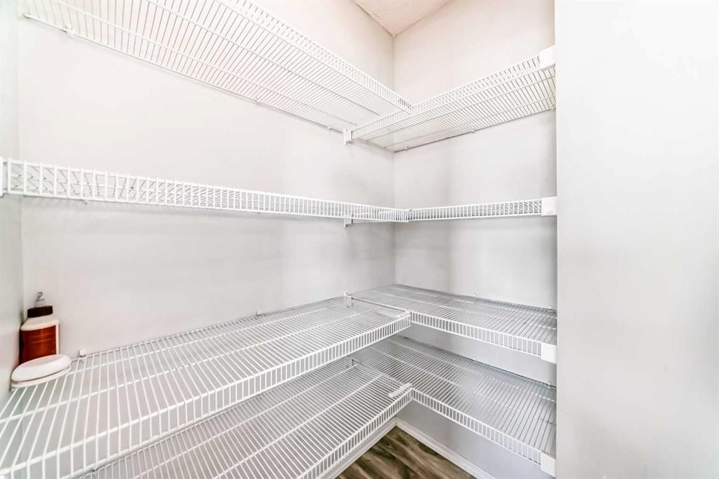 120 Springmere Grove, Chestermere, AB - Indoor With Storage