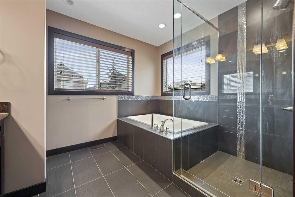 226 Sage Meadows Circle Nw, Calgary, AB - Indoor Photo Showing Bathroom