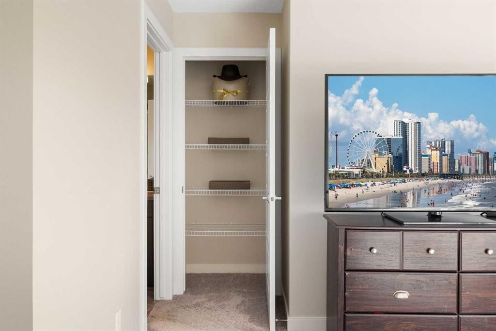 240 Sage Bank Grove Nw, Calgary, AB - Indoor Photo Showing Other Room