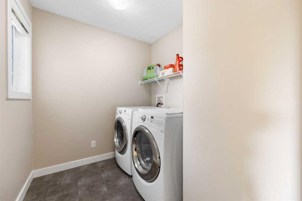 240 Sage Bank Grove Nw, Calgary, AB - Indoor Photo Showing Laundry Room