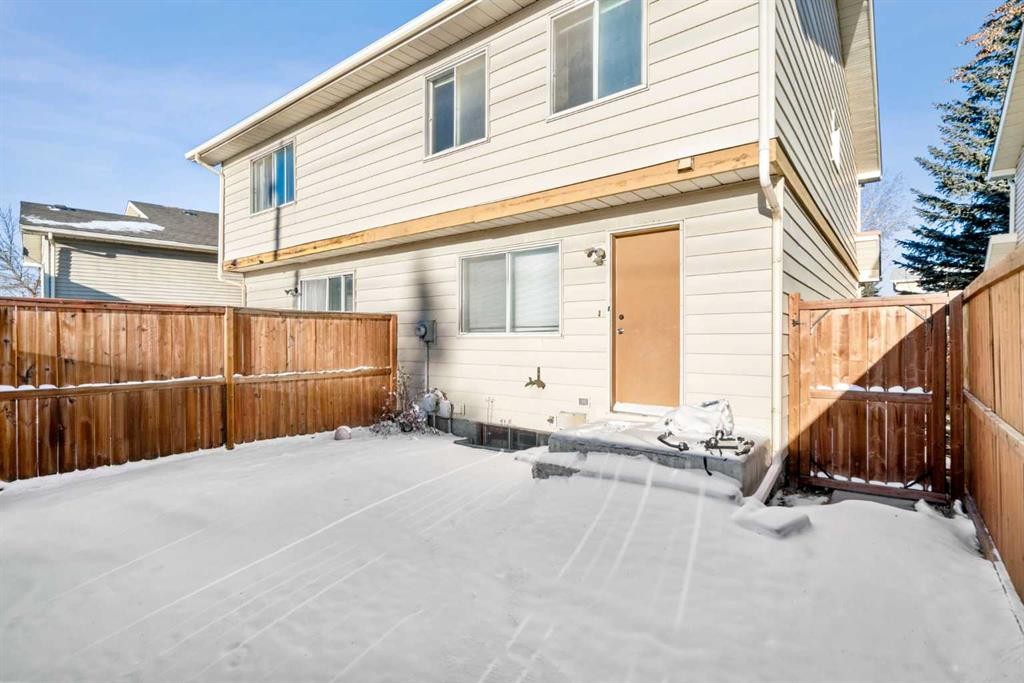 69 Castlebrook Way Ne, Calgary, AB - Outdoor With Exterior