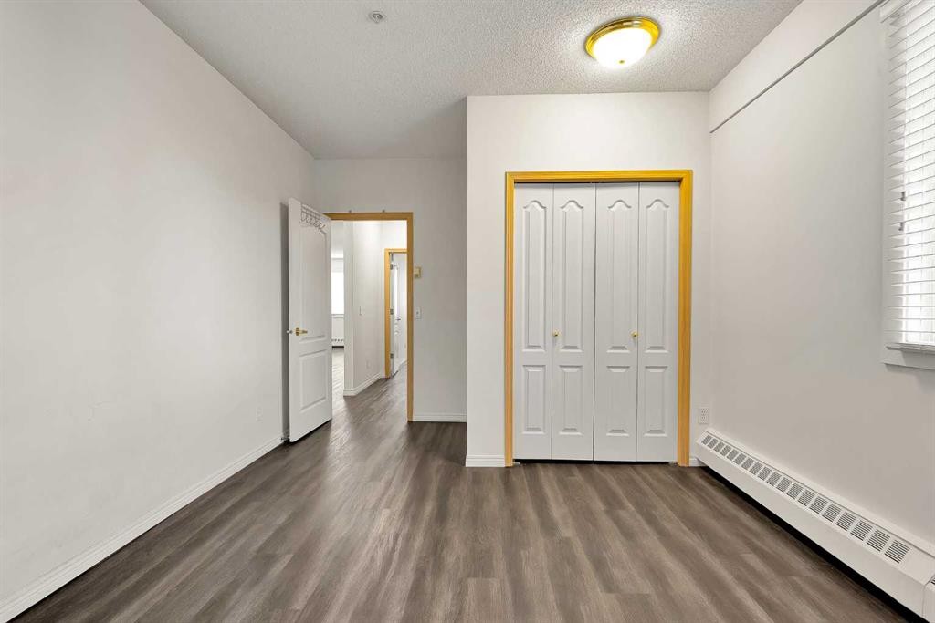 210-103 10 Avenue Nw, Calgary, AB - Indoor