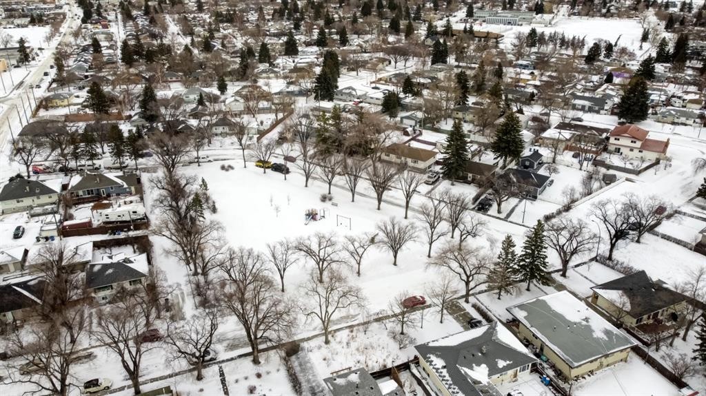 2010 27 Street Se, Calgary, AB - Outdoor With View
