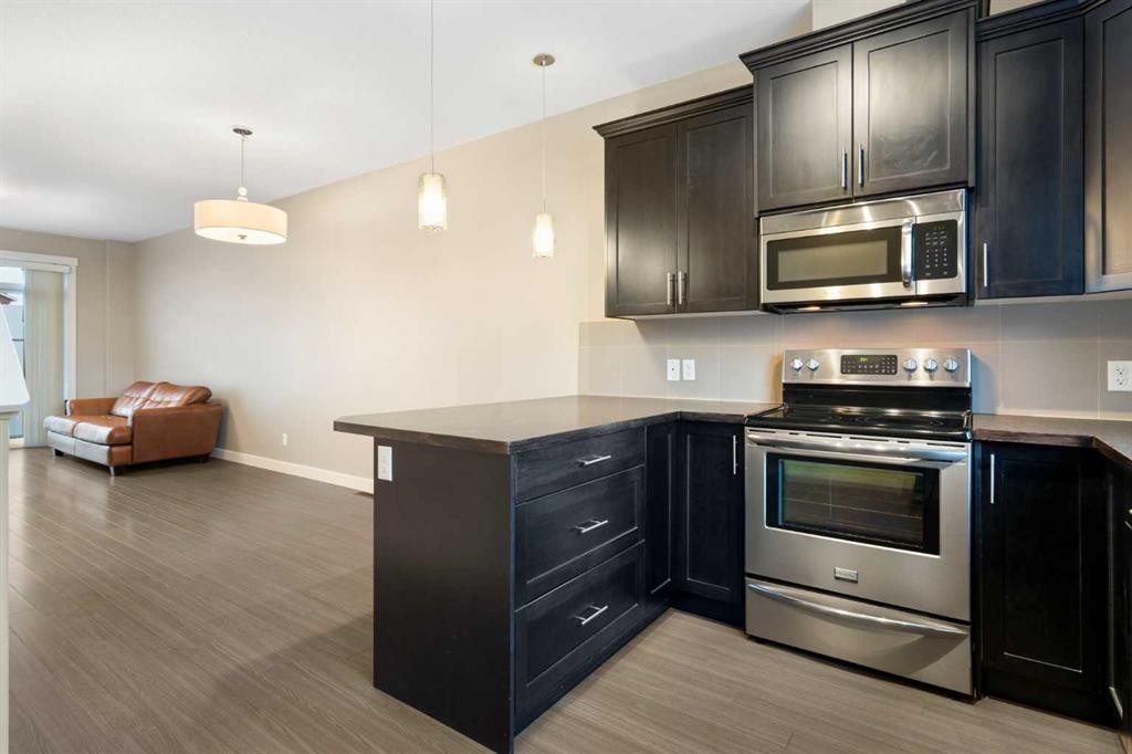 428 Redstone View Ne, Calgary, AB - Indoor Photo Showing Kitchen