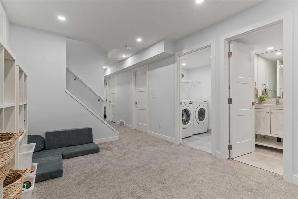 3804 62 Street Nw, Calgary, AB - Indoor