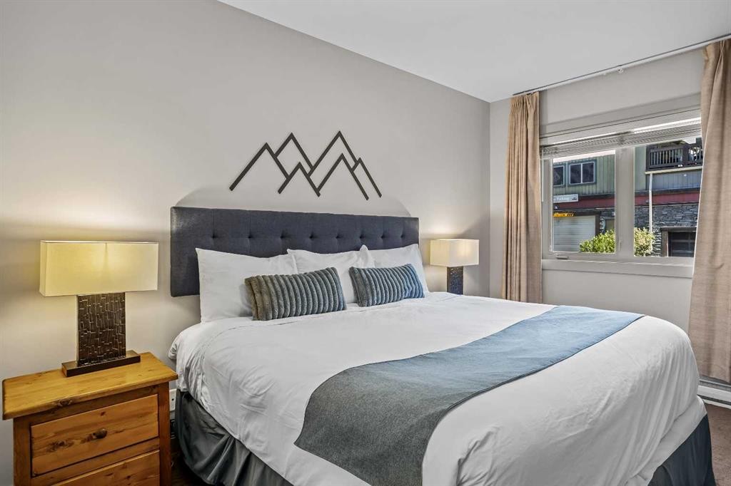 106-107 Montane Road, Canmore, AB - Indoor Photo Showing Bedroom