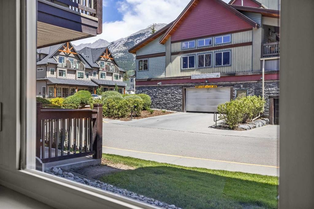 106-107 Montane Road, Canmore, AB - Outdoor