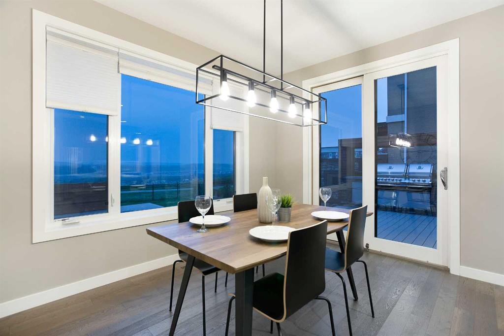 79 Cranarch Terrace Se, Calgary, AB - Indoor Photo Showing Dining Room