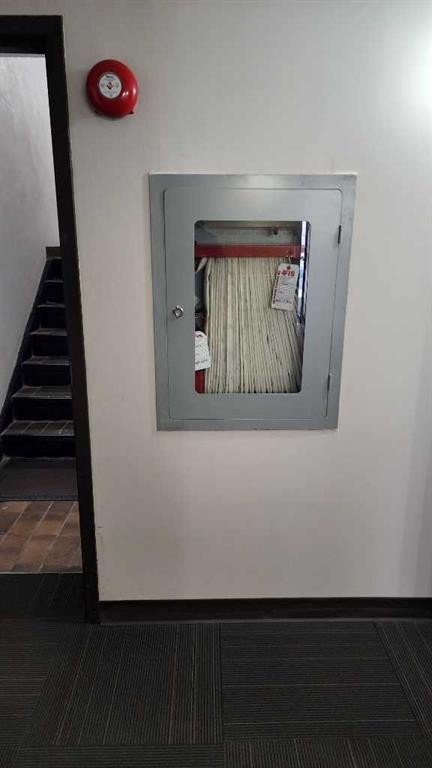 423 3 Avenue Ne, Calgary, AB - Indoor Photo Showing Other Room