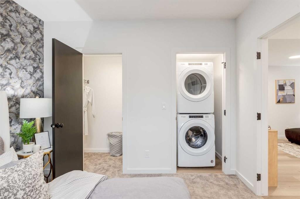 560 Walgrove Boulevard Se, Calgary, AB - Indoor Photo Showing Laundry Room