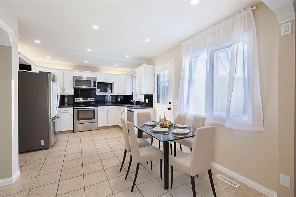 44 Macewan Ridge Close Nw, Calgary, AB - Indoor