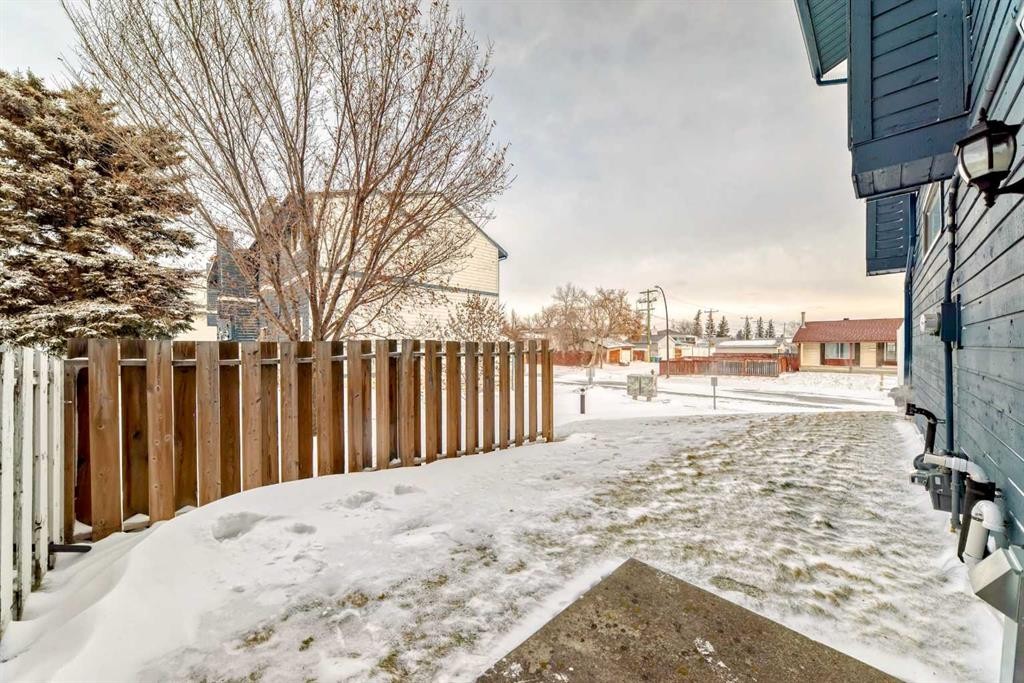 1802-919 38 Street Ne, Calgary, AB - Outdoor