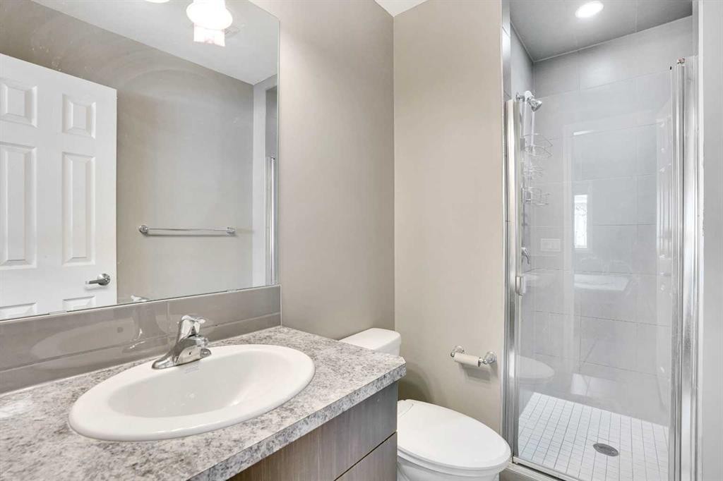 128 Cityscape Row Ne, Calgary, AB - Indoor Photo Showing Bathroom