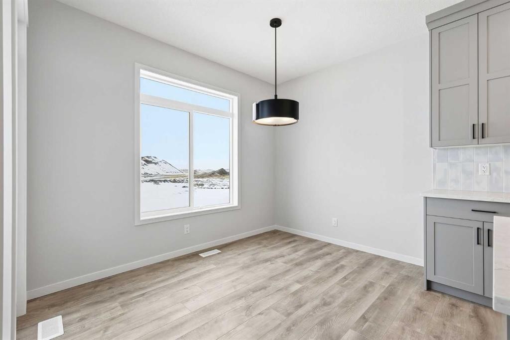 170 Herron Way Ne, Calgary, AB - Indoor Photo Showing Other Room