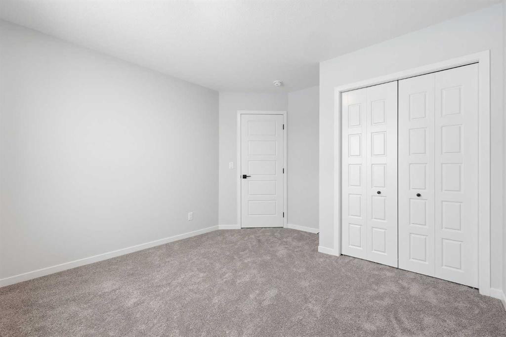 170 Herron Way Ne, Calgary, AB - Indoor Photo Showing Other Room