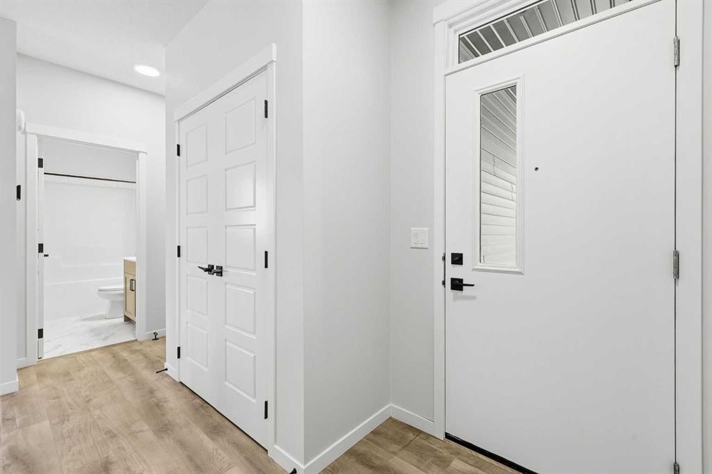 170 Herron Way Ne, Calgary, AB - Indoor Photo Showing Other Room