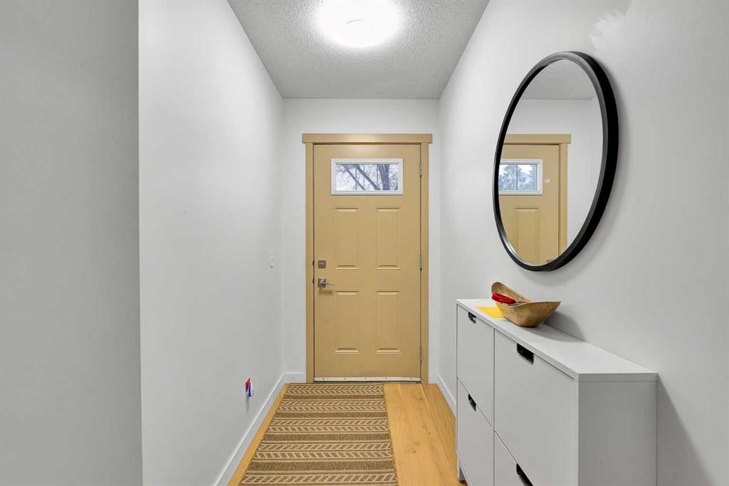 300 Copperstone Cove Se, Calgary, AB - Indoor Photo Showing Other Room
